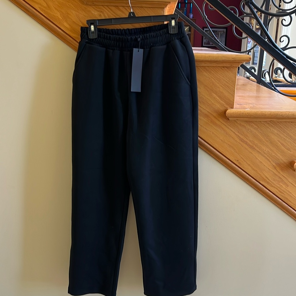 Realtakal Active Pants Size Large (measures 26”)Black New With Tags